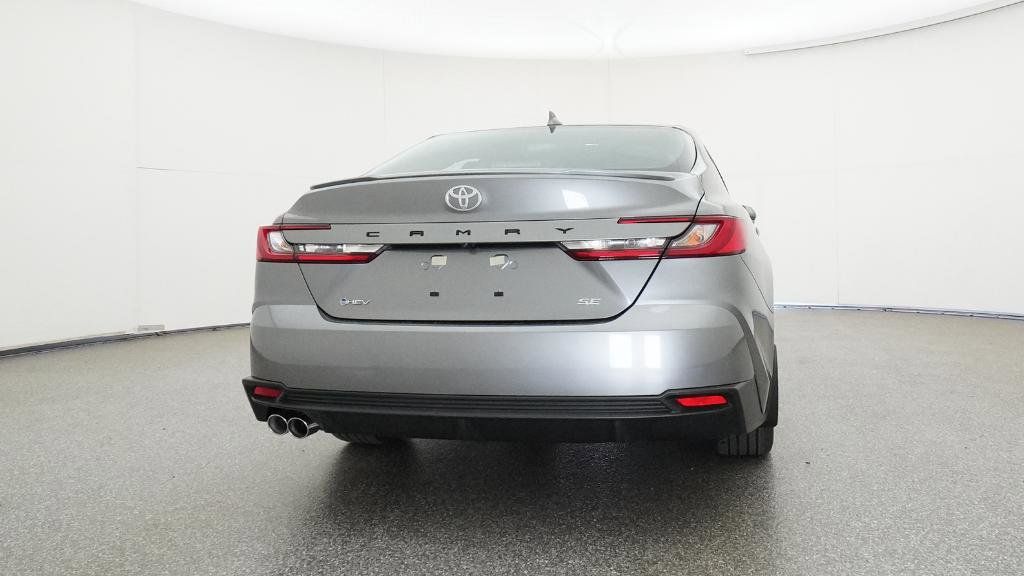 2025 Toyota Camry SE 12