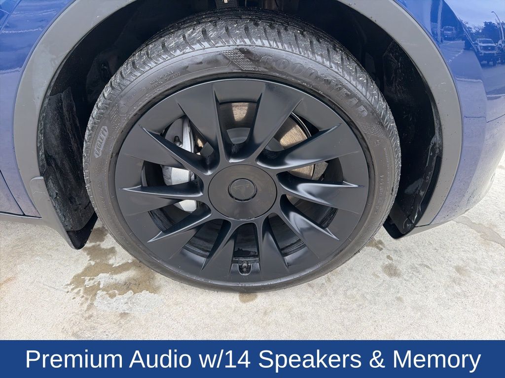 2023 Tesla Model Y Long Range Dual Motor All-Wheel Drive