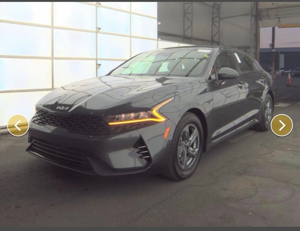 2022 Kia K5 LXS FWD