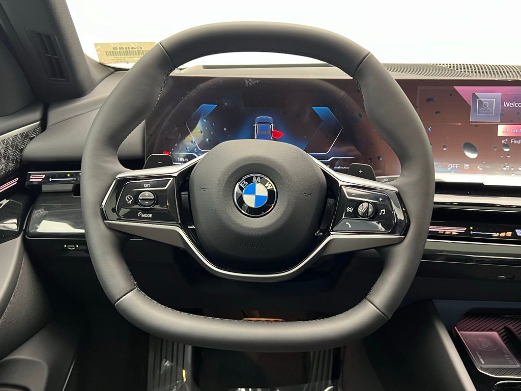 2025 BMW 5 Series 530i 13