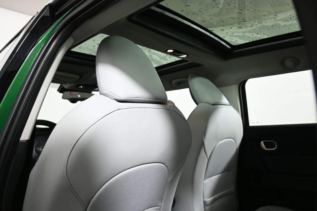 Thumbnail: 2026 MINI Cooper - 27