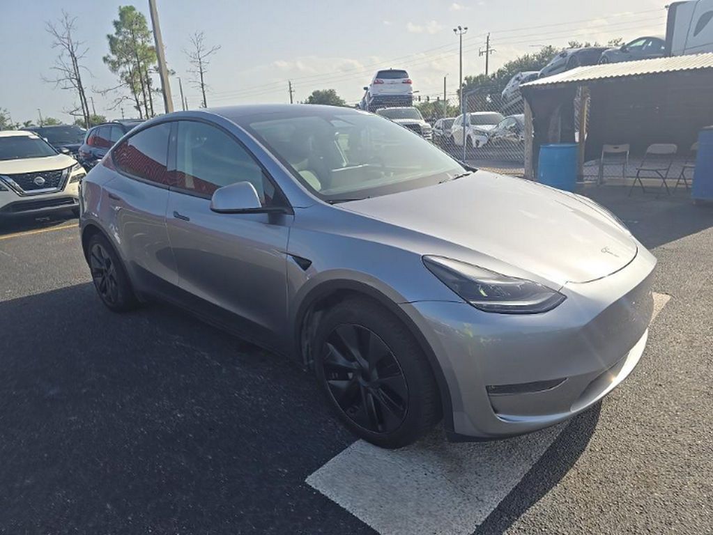 Used 2024 Silver Tesla Long Range image 3