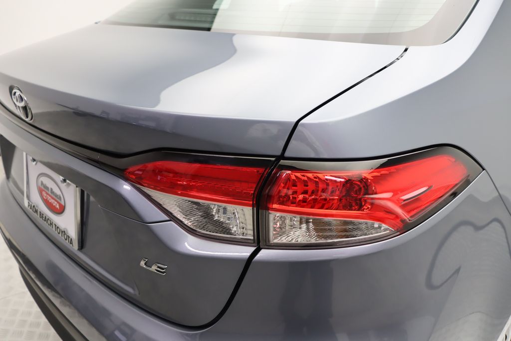 Thumbnail: 2023 Toyota Corolla - 9