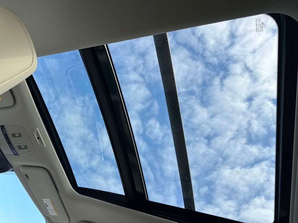 2025 Nissan Armada Platinum photo