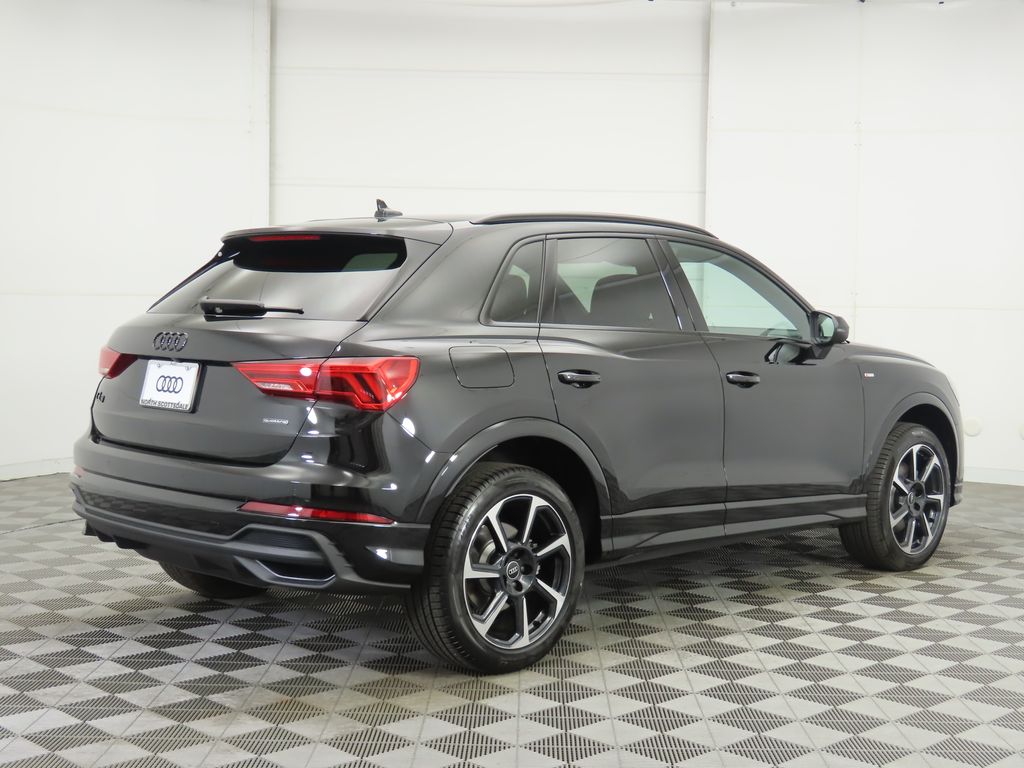 Thumbnail: 2025 Audi Q3 - 5