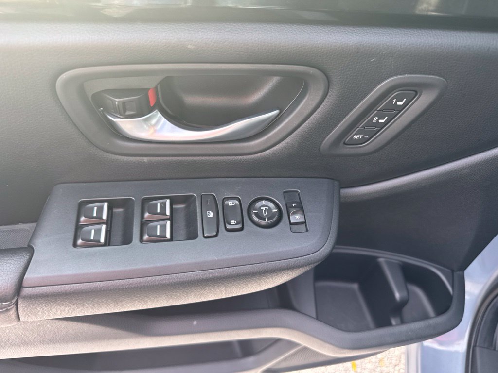 Used 2024 Honda Pilot SUV