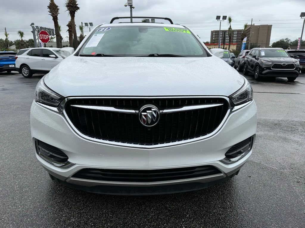 2021 Buick Enclave Essence 3