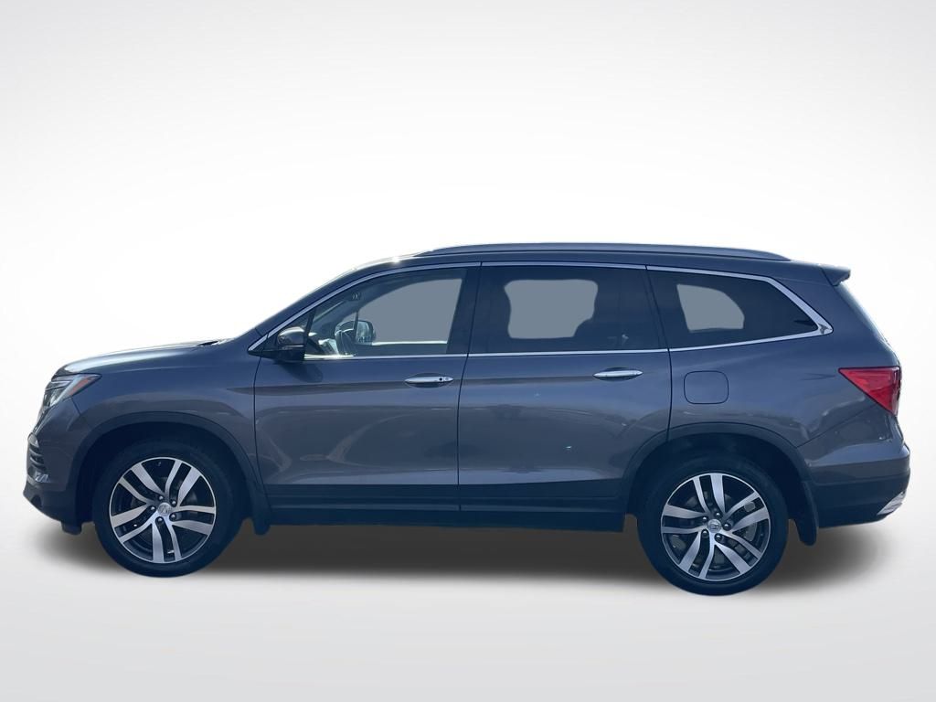 Thumbnail: 2016 Honda Pilot - 2