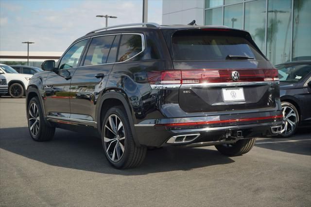 Thumbnail: 2026 Volkswagen Atlas - 3