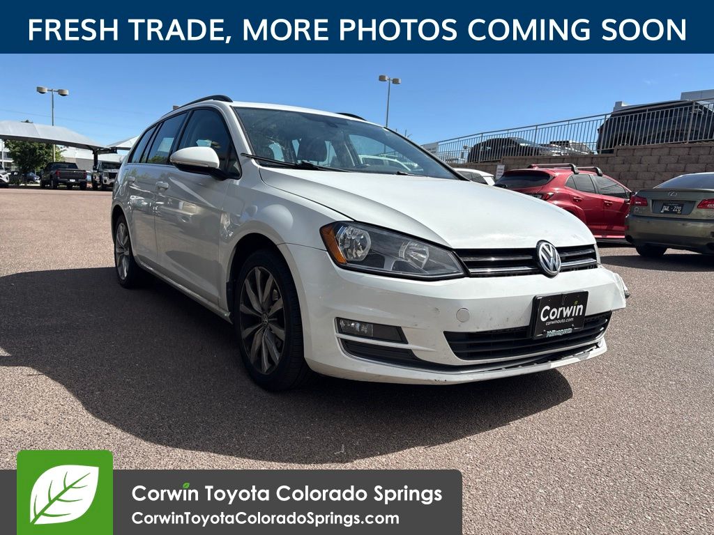 Pure White 2017 Volkswagen Golf SportWagen 1.8T S Wagon Front-Wheel Drive 6-Speed Automatic