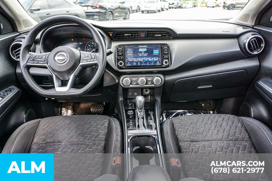 Used 2023 Gray Nissan SV image 25