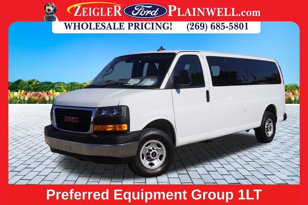 2023 GMC Savana LT 3500 Extended RWD