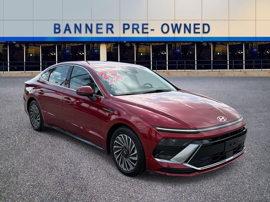 Ultimate red 2025 Hyundai Sonata Hybrid Sedan Front-Wheel Drive 6-Speed Automatic