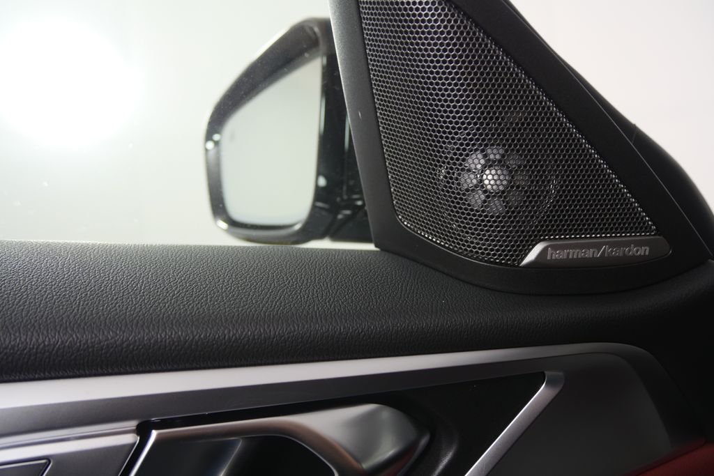 Thumbnail: 2026 BMW i4 - 9