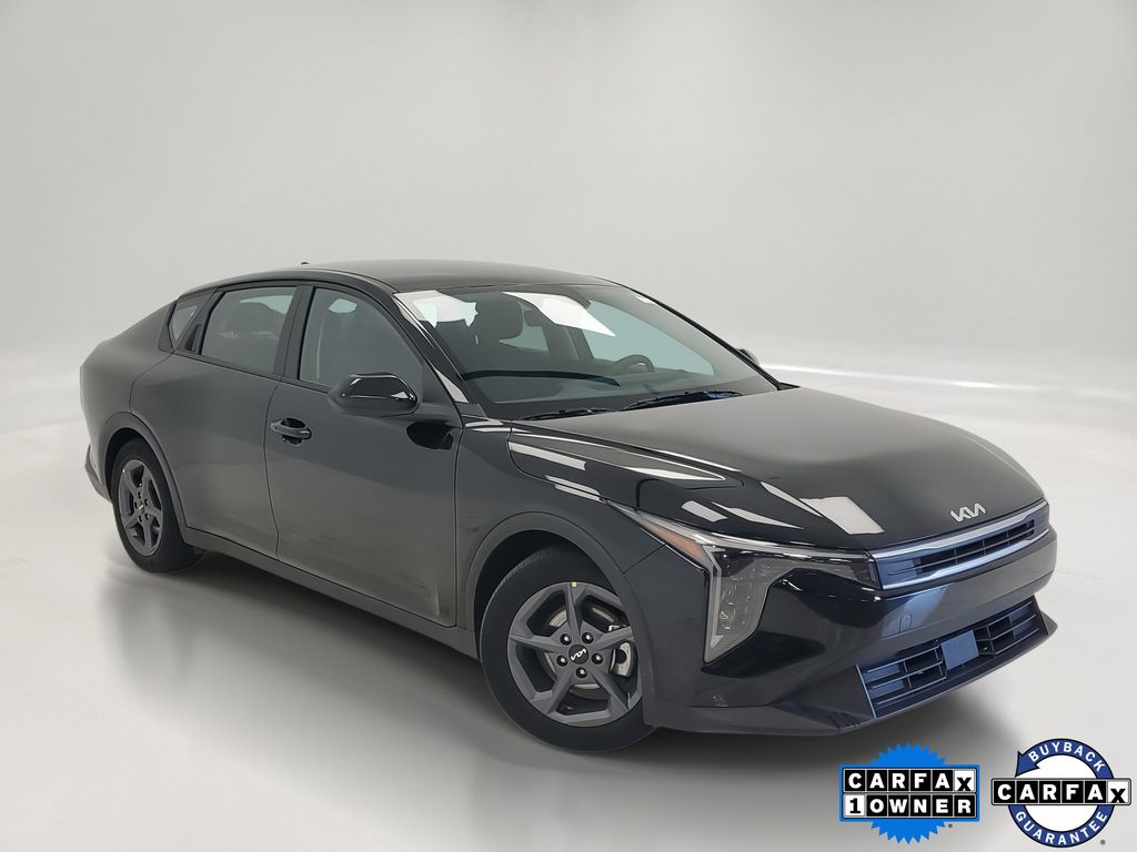 2025 Kia K4 LXS FWD