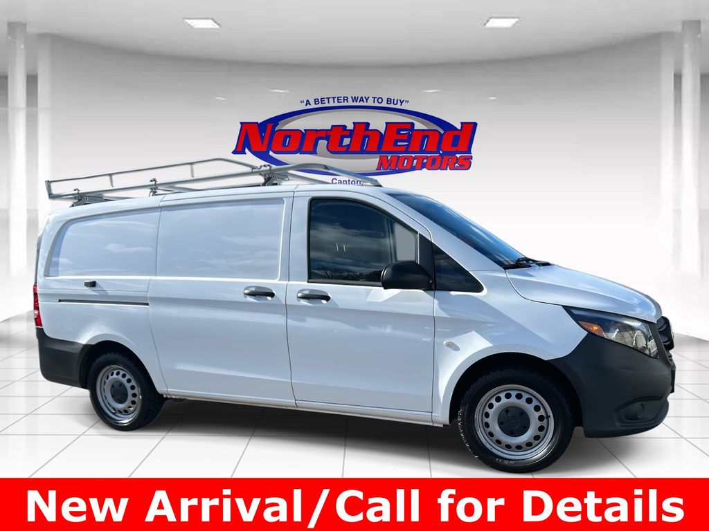 2023 Mercedes-Benz Metris Passenger RWD