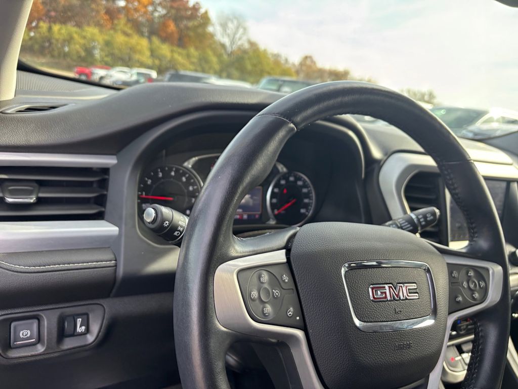 2022 GMC Acadia SLT 14