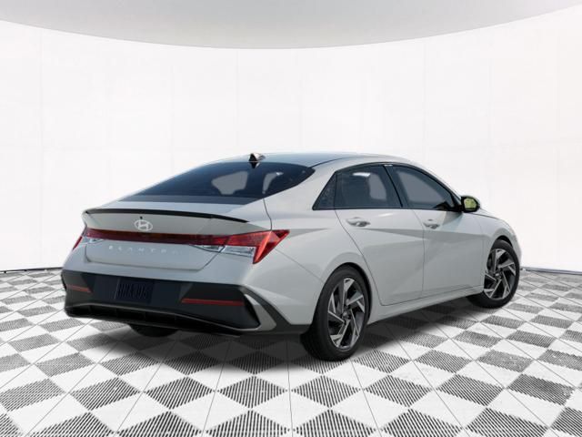 2025 Hyundai Elantra SEL 4