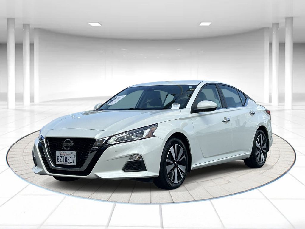 2021 Nissan Altima 2.5 SV