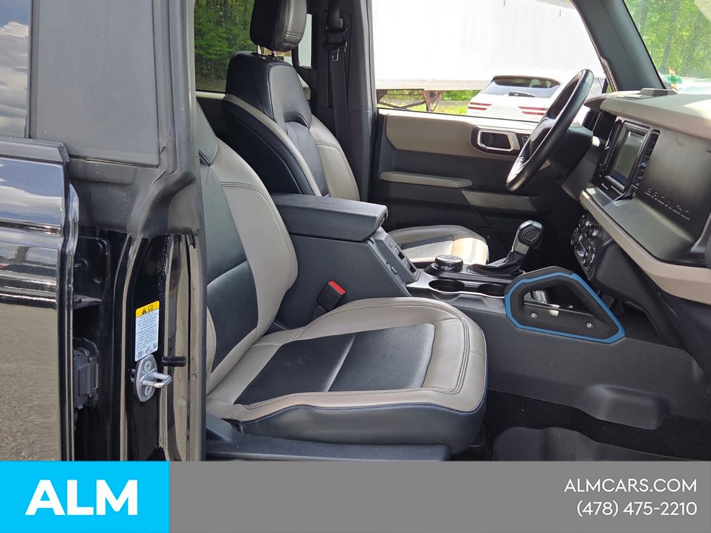 Used 2023 Black Ford Wildtrak image 17