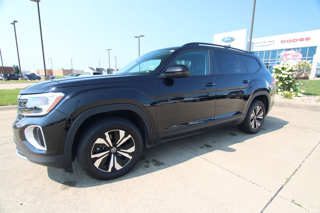 Used 2025 Volkswagen Atlas SUV