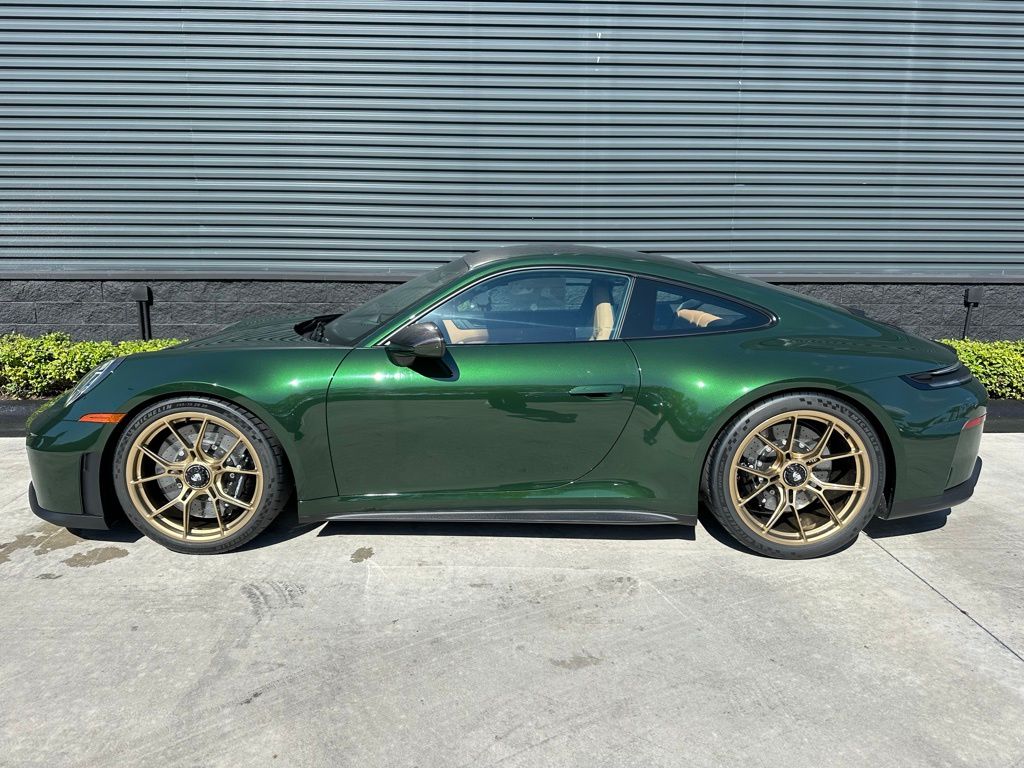 Thumbnail: 2026 Porsche 911 - 2