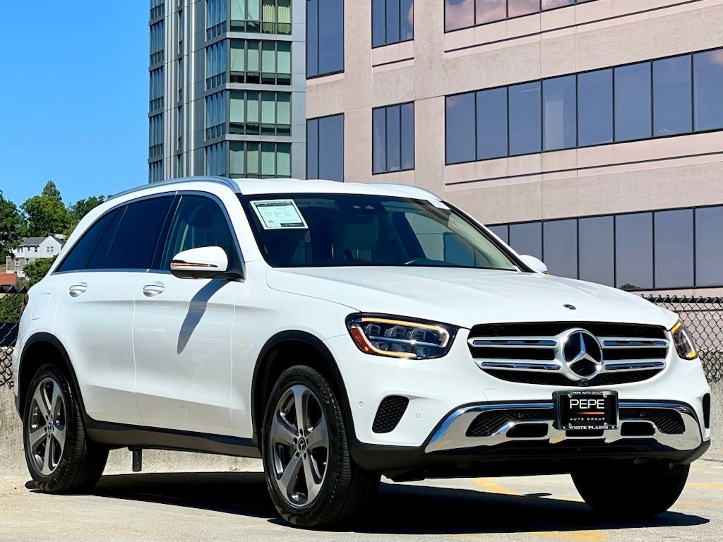 Polar White 2022 Mercedes-Benz GLC SUV / Crossover All-Wheel Drive 9-Speed Automatic