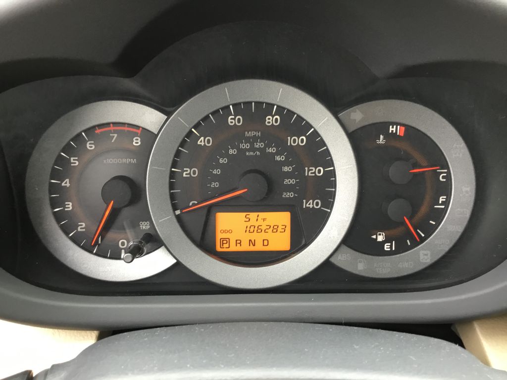 2012 Toyota RAV4 Base 8