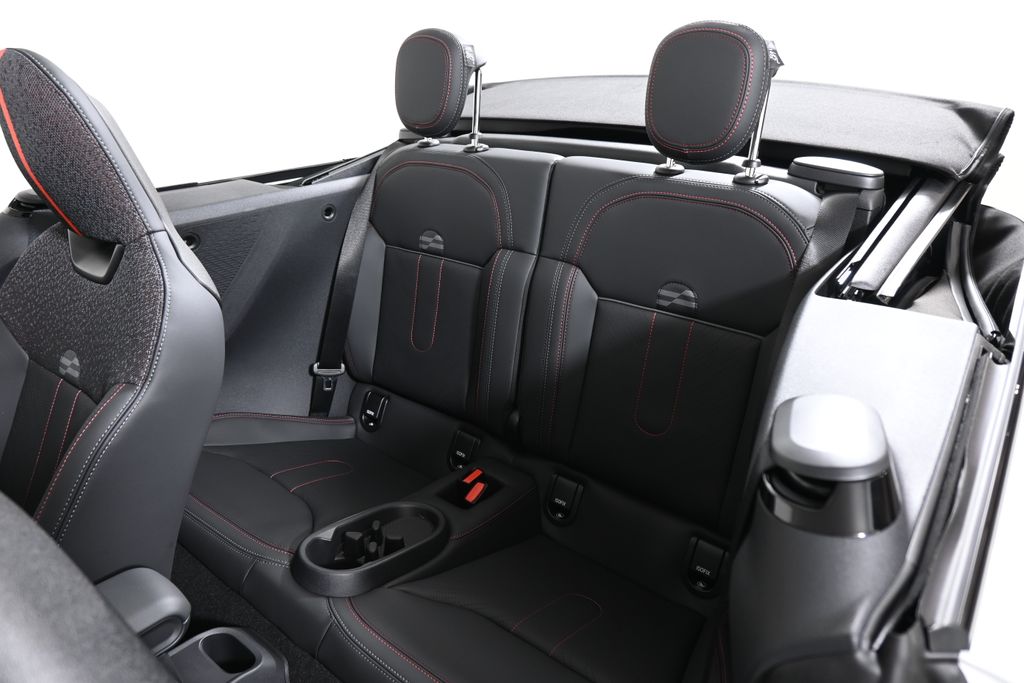 Thumbnail: 2026 MINI Cooper - 30