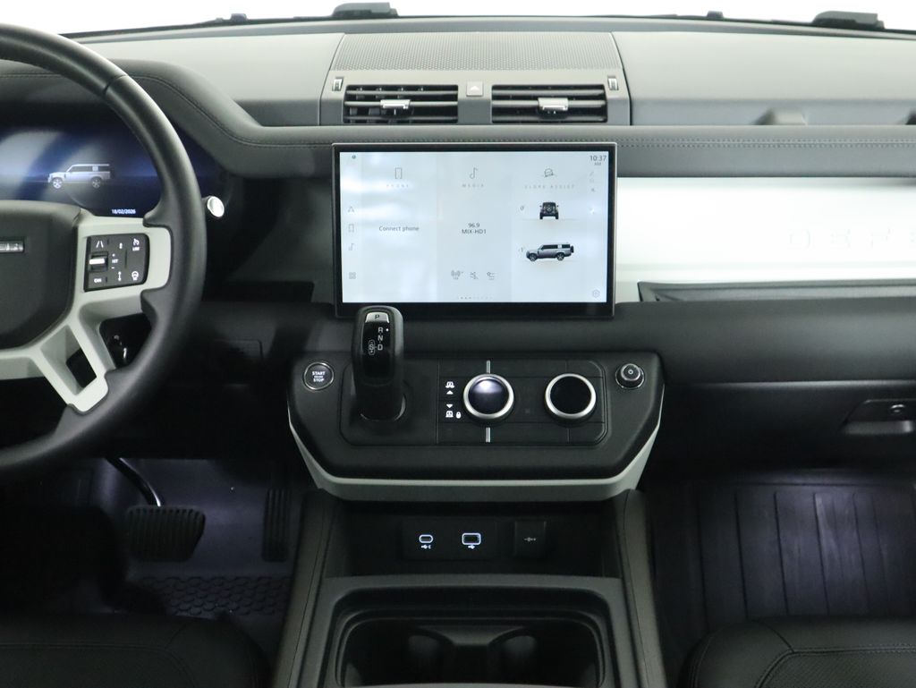 Thumbnail: 2024 Land Rover Defender - 14