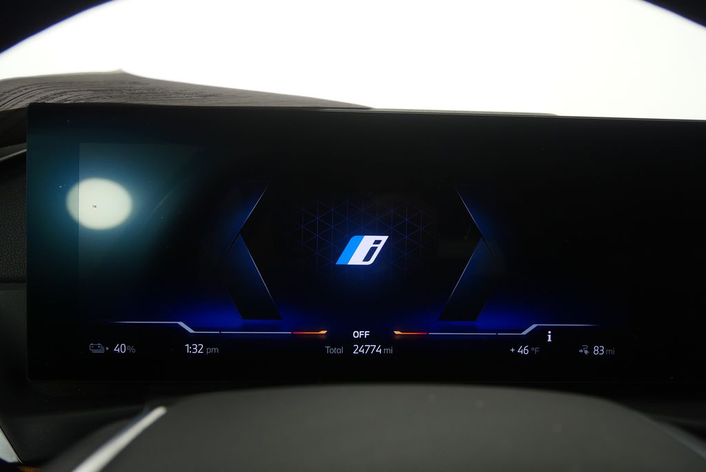 Thumbnail: 2023 BMW i4 - 22