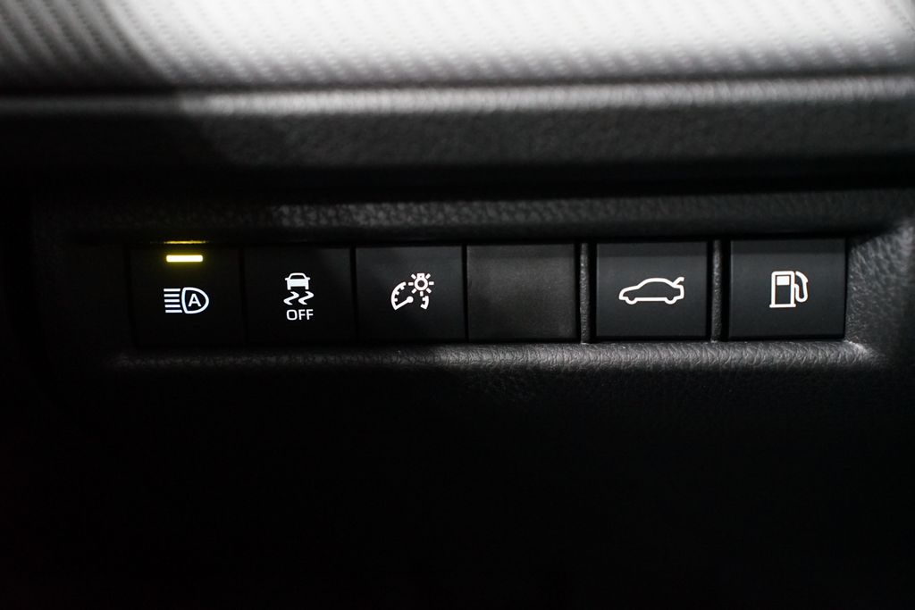 Thumbnail: 2026 Toyota Camry - 25