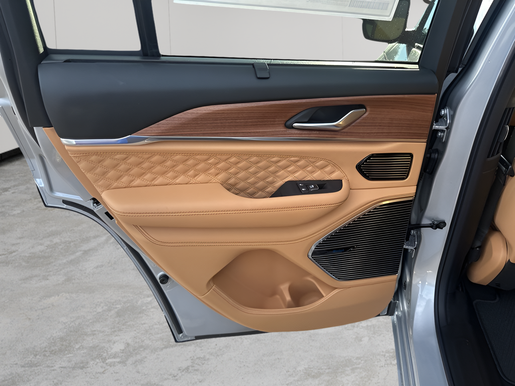 New Car 2025 Jeep Grand Cherokee  Summit For Sale Under $70,000 In Austin, Texas