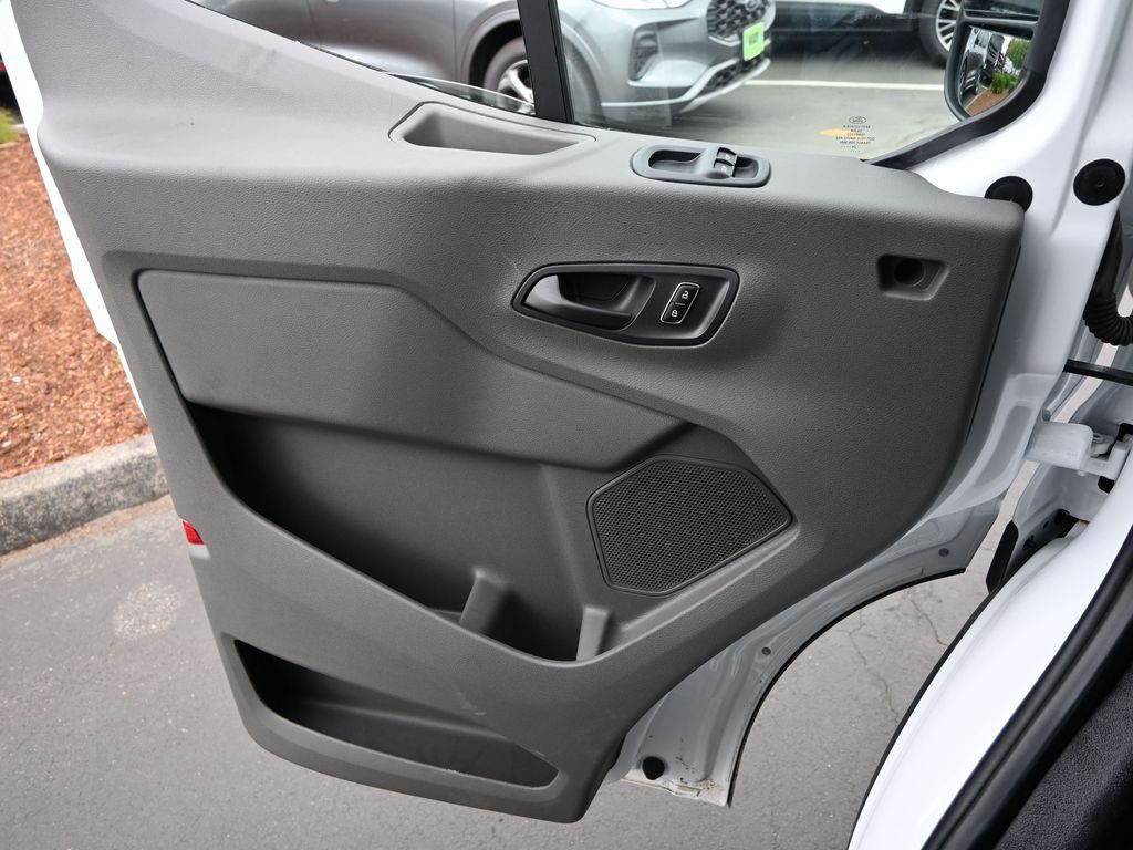 2024 Ford Transit 350 HD
