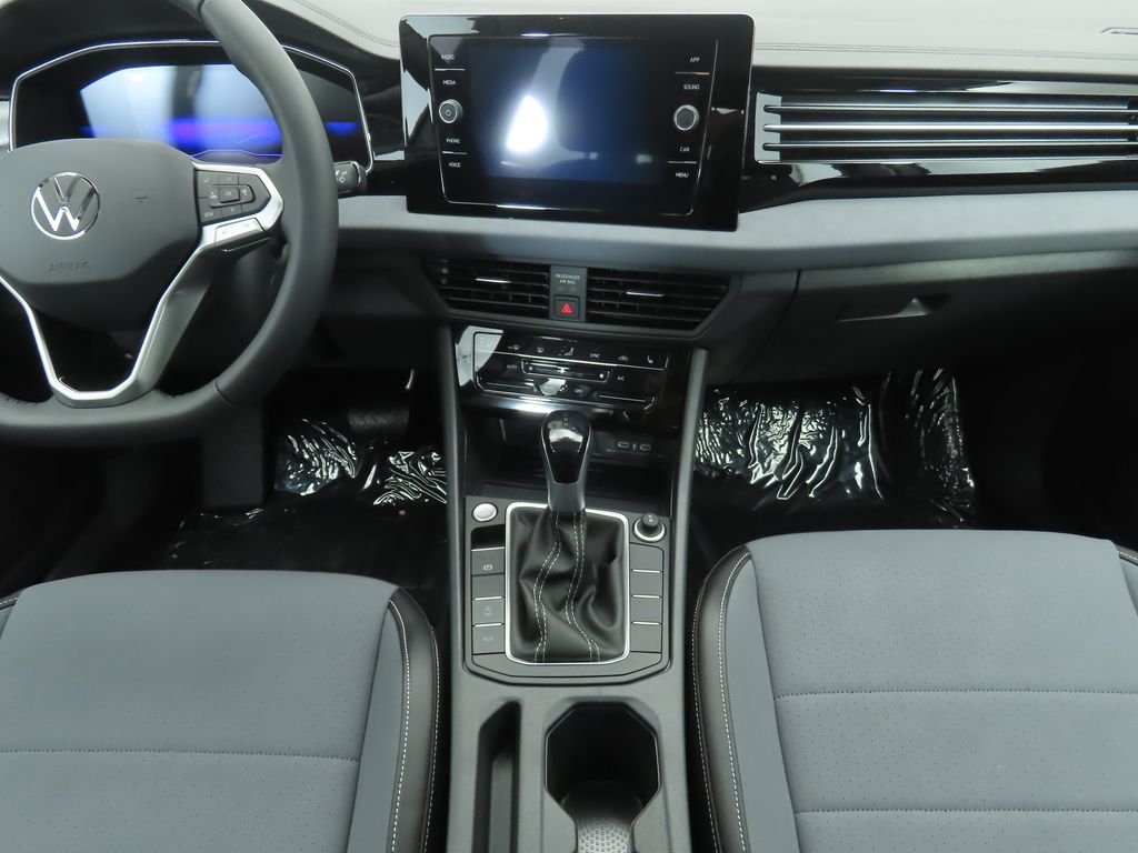 Thumbnail: 2026 Volkswagen Jetta - 13