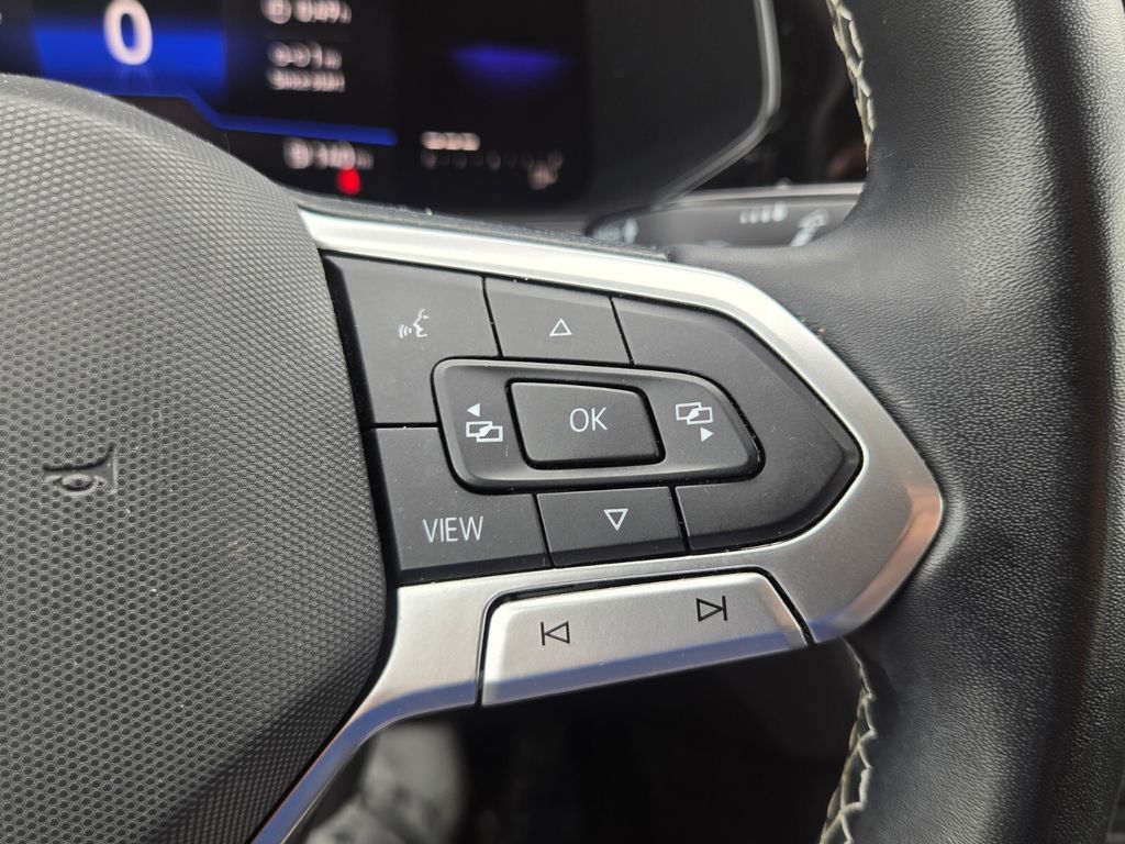 2022 Volkswagen Taos - $17,900