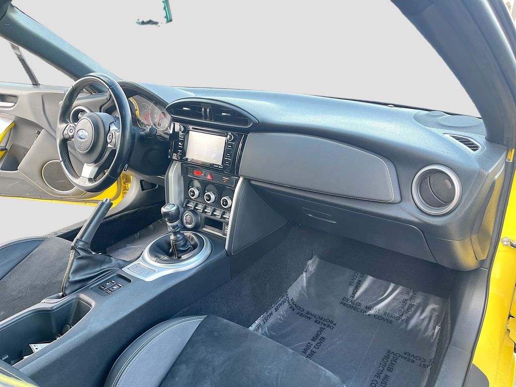 Used 2017 Yellow Subaru Series.Yellow image 27