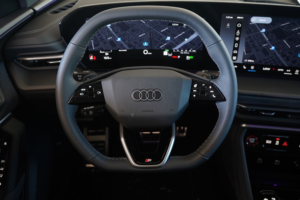 Thumbnail: 2026 Audi SQ5 - 10