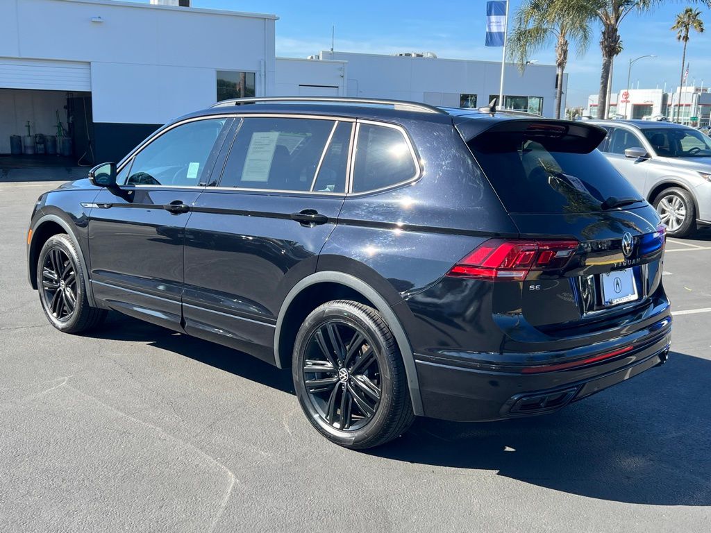 Thumbnail: 2022 Volkswagen Tiguan - 8