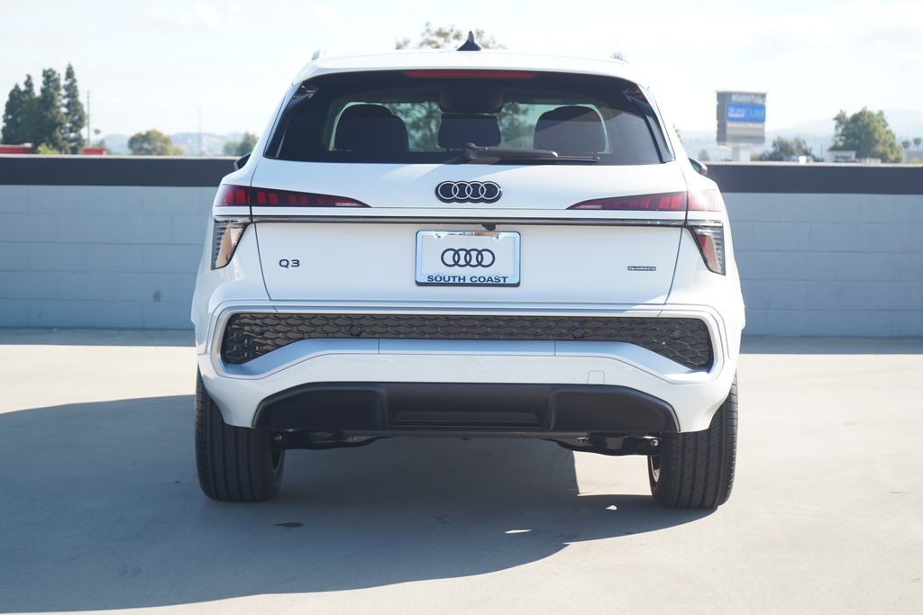 Thumbnail: 2026 Audi Q3 - 5