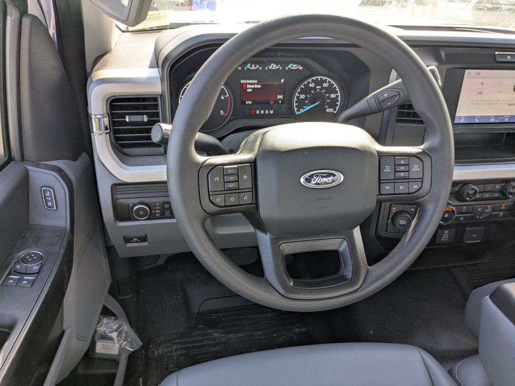 2025 Ford F-550 Chassis XL