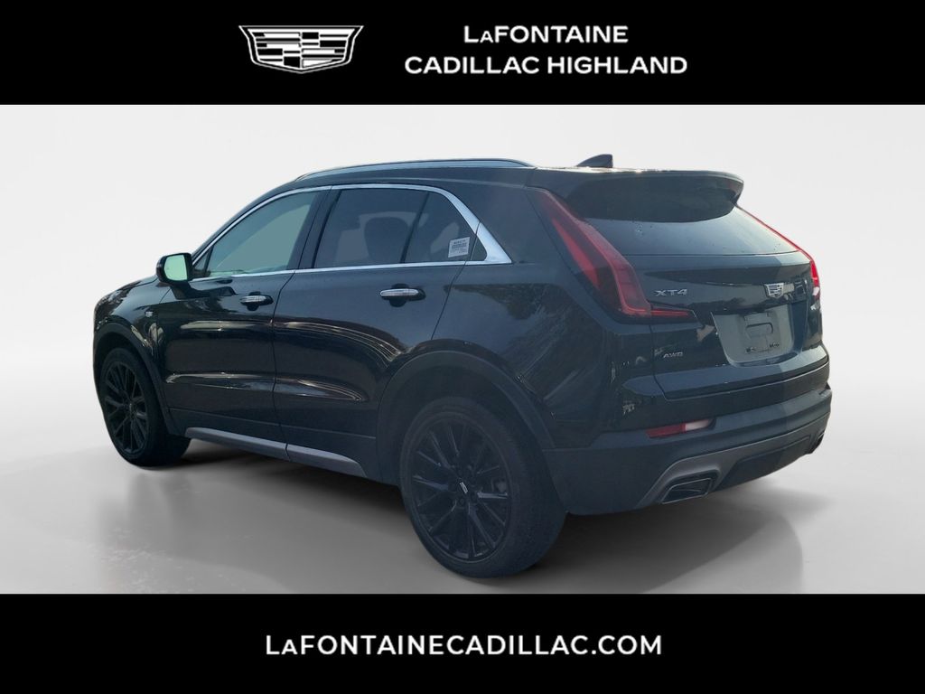 2022 Cadillac XT4 Premium Luxury 5