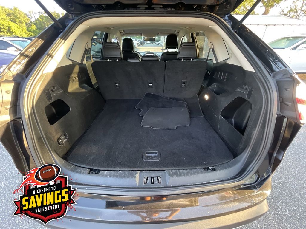 Used 2024 Ford Edge SUV