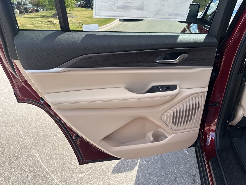 New Car 2025 Jeep Grand Cherokee L  Limited For Sale Under $50,000 In Austin, Texas