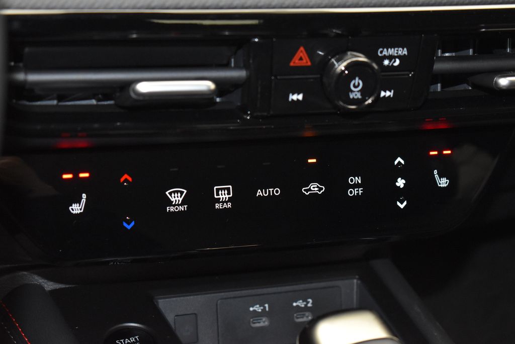 Thumbnail: 2026 Nissan Kicks - 18