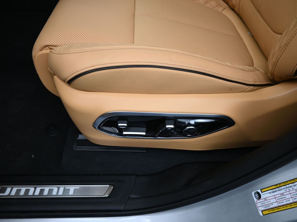 New 2025 Silver Zynith Jeep Summit image 16