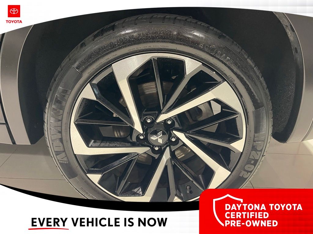 2024 Mitsubishi Outlander SE - Photo 18