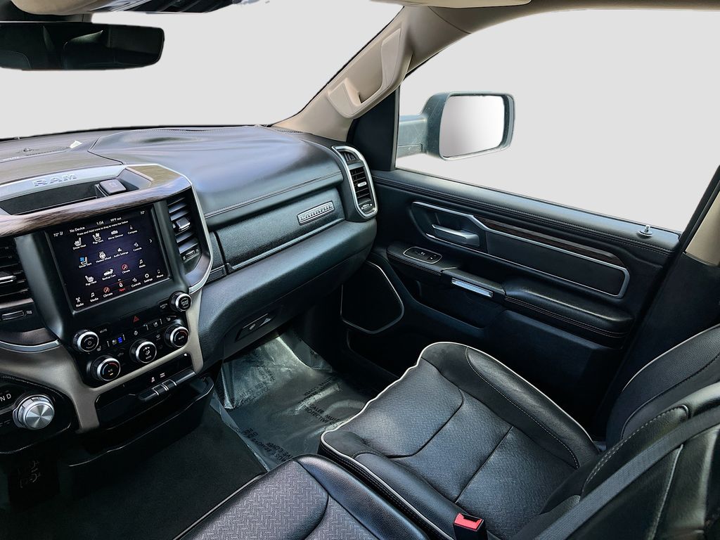 Used 2020 Black Ram Laramie image 23