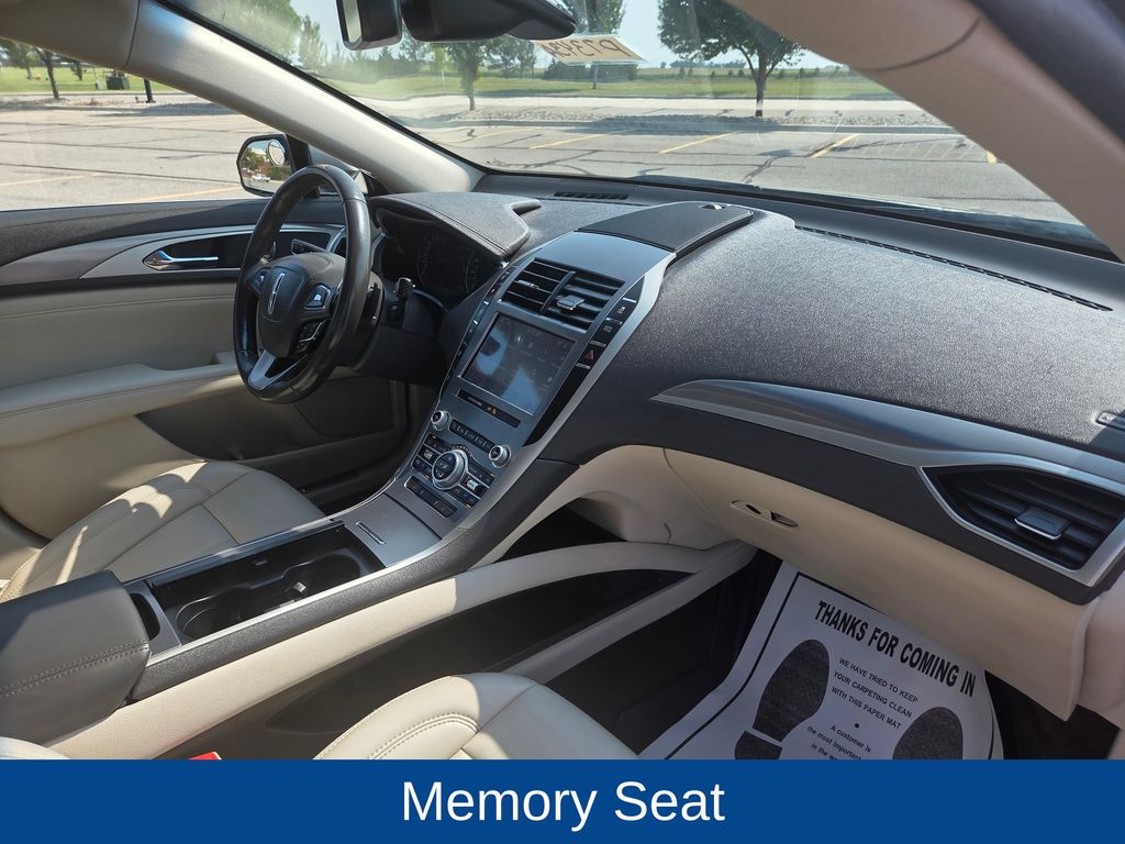 2020 Lincoln MKZ Standard