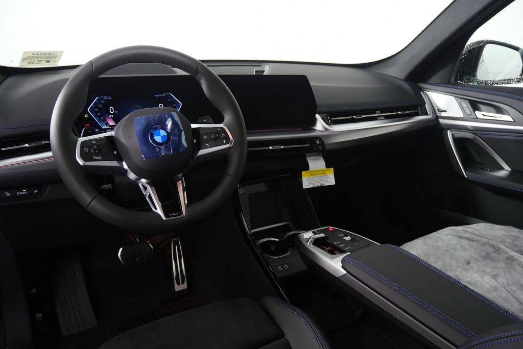 2025 BMW X1 xDrive28i 17